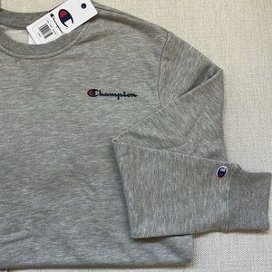 Men’s NWT champion crewneck thin sweatshirt